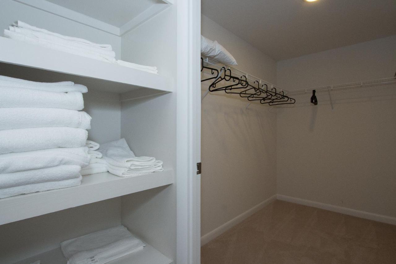 Pentagon City Luxury Apartment Arlington Exterior photo